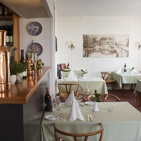 Slotskro Mini-hôtel 3*