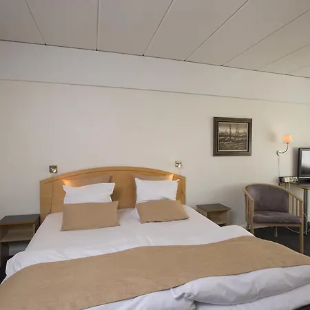 イン Slotskro Gram